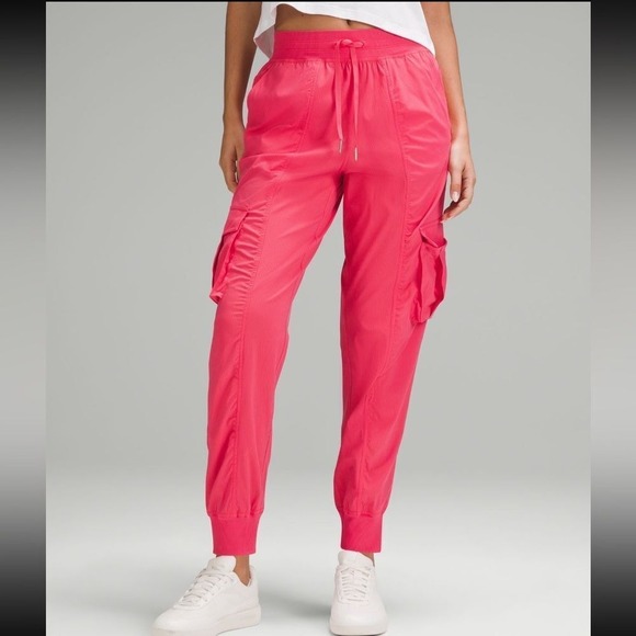 Lululemon Dance Studio Mid-Rise‎ Cargo Jogger Glaze pink large NWT - Picture 2 of 8